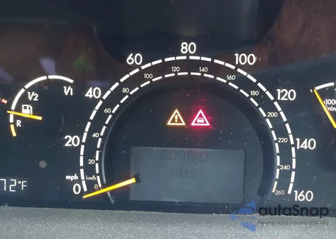 2002 Mercedes-Benz S 500 z USA, uszkodzony, nr VIN WDBNG75JX2A242592